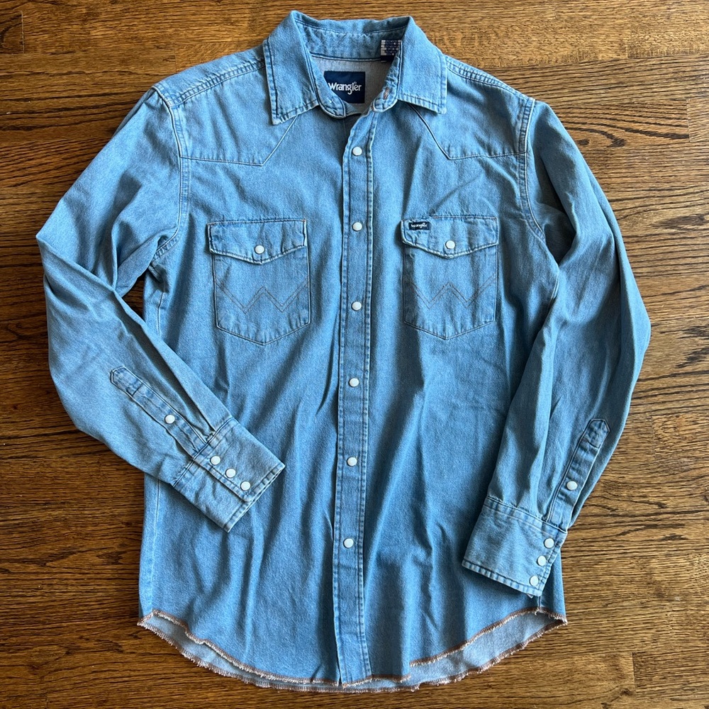 Wrangler mens pearls snap shirt, Size Medium